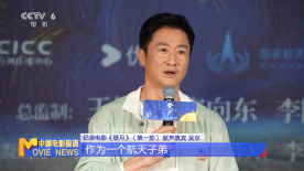玩3p我被两个男人夹在中间